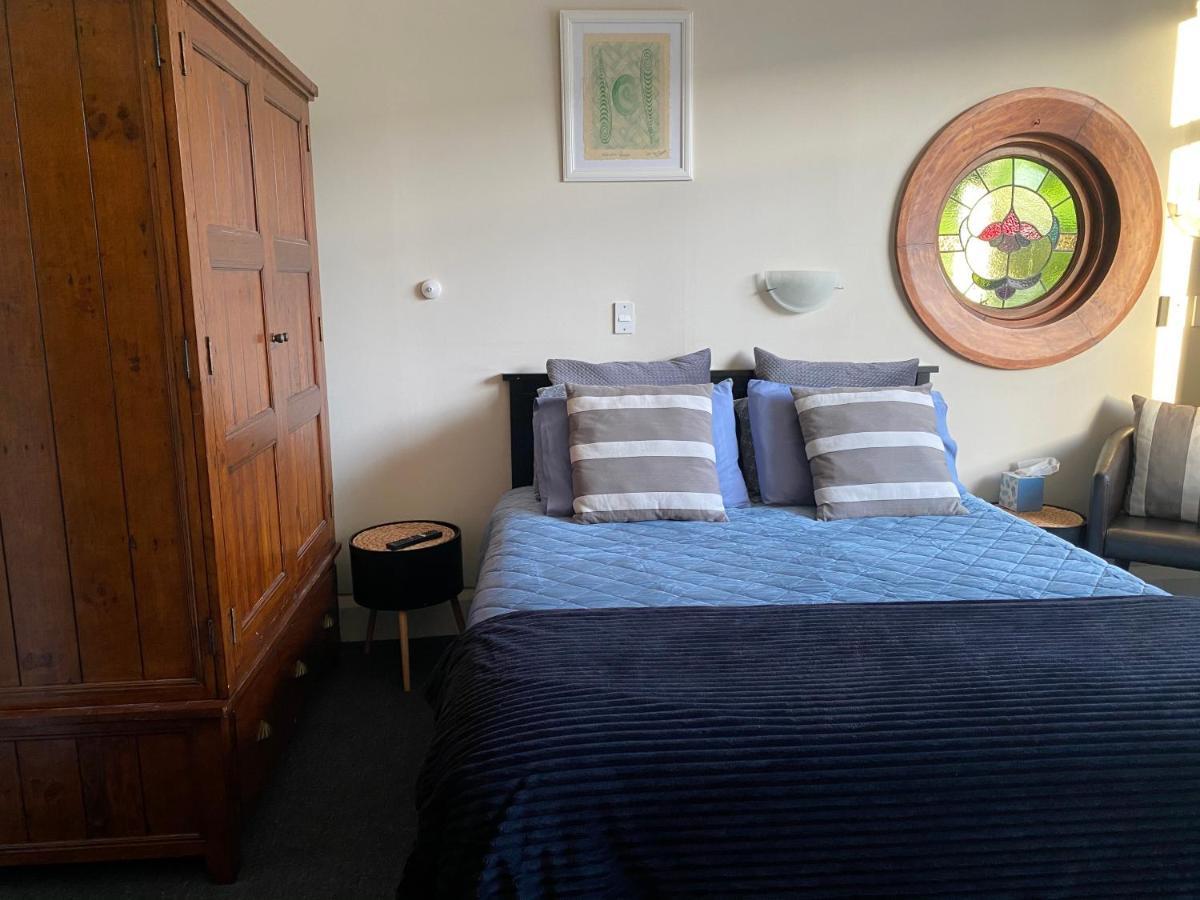 Living On Dee Bed & Breakfast Invercargill Bagian luar foto