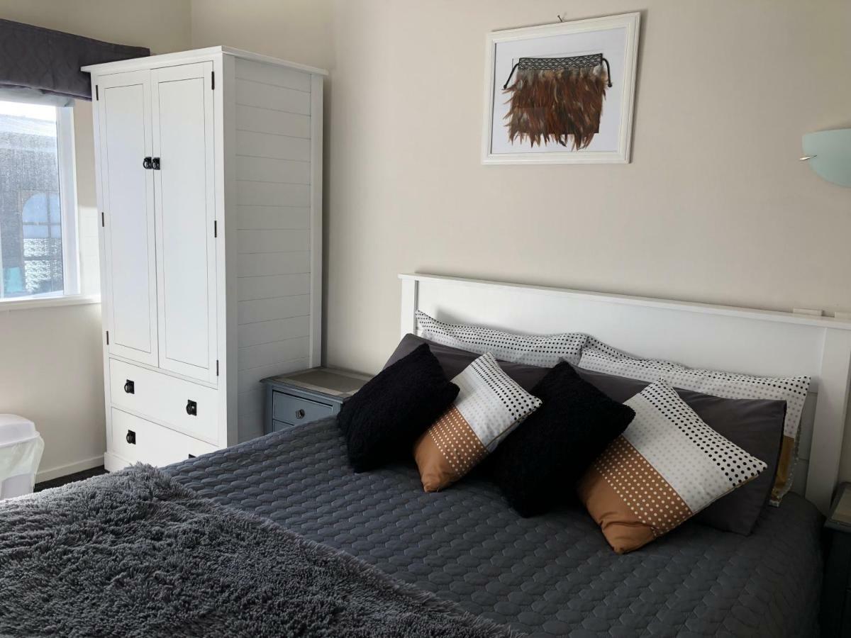 Living On Dee Bed & Breakfast Invercargill Bagian luar foto